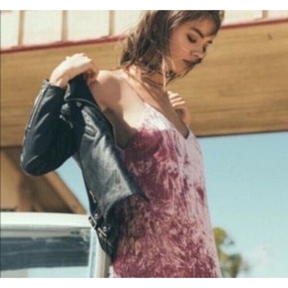 Seek The Label Dusty Pink Velvet Mini Slip Dress Size Small - Picture 1 of 11